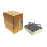 Радіатор кондиціонера Audi A3/Renult Megane II/VW Caddy/Passat 1.0-3.6 03- 