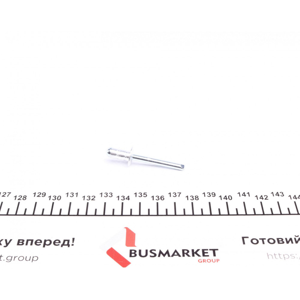 Заклепка кріплення підкрила MB A-class (W169) 04-12