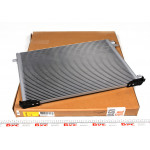 Радіатор кондиціонера Renault Trafic 1.9 dCI/2.0 01- 