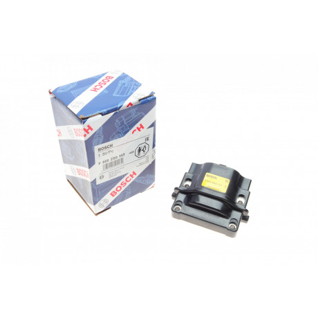 Котушка запалювання Toyota Carine/Corolla/Hiece 1.3-2.4 -04 (14V)