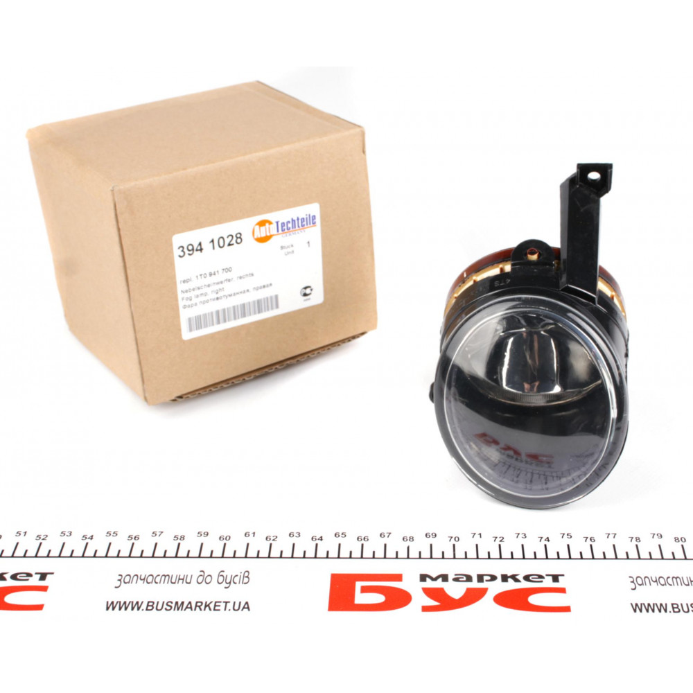 Фара протитуманна VW Caddy III/Touran 03- (R)