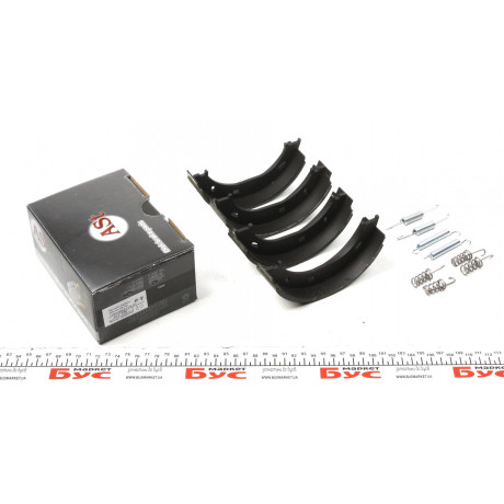 Колодки ручника MB Sprinter 208-316 96- (з пружинками)