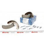 Колодки ручника MB Sprinter (901-903) 95-06 /VW LT II 96-06 (з пружиною) 