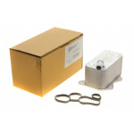 Радіатор масляний VW Passat 2.0 FSI 05-10 (теплообмінник) 