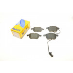 Колодки гальмівні (передні) Audi A4/A6 95-11/Skoda SuperB 01-08/VW Passat B5 00-05 (+датчики) 