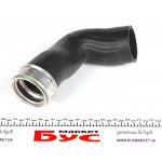 Патрубок інтеркулера (L) VW T5 2.5TDI 06-10 