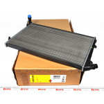 Радіатор охолодження VW Caddy 1.9/2.0TDI (+/-AC) (Економ-клас) 