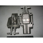 Кришка мех-му перемик.коробки роздат. УАЗ-452 в зб. (вир-во УАЗ) 