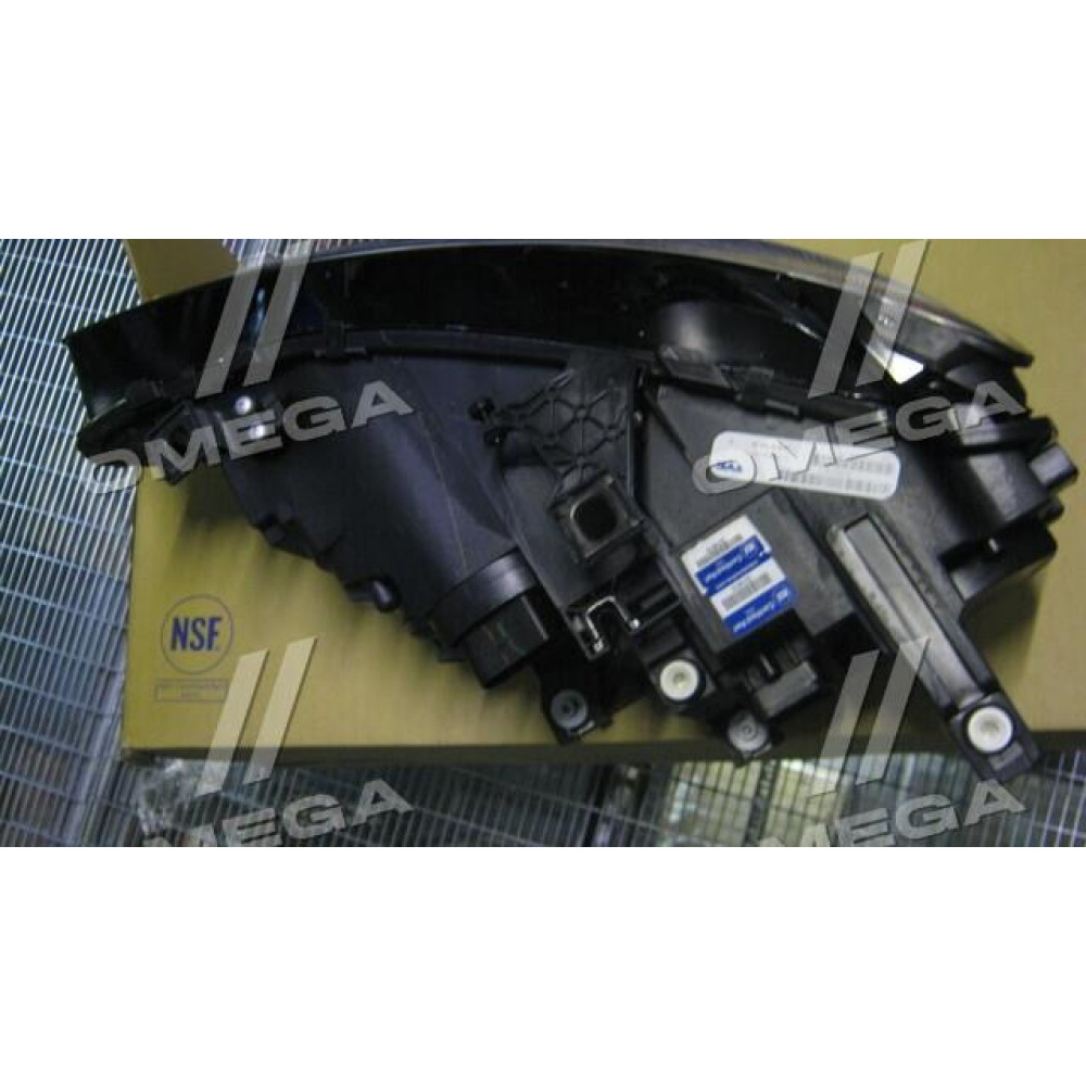 Фара пра. AUDI A4 12-16 (TYC)