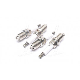 Свіча запалювання RENAULT Logan, Kangoo, проміж. 0,9мм (4 шт.) (вир-во ПЕКАР)