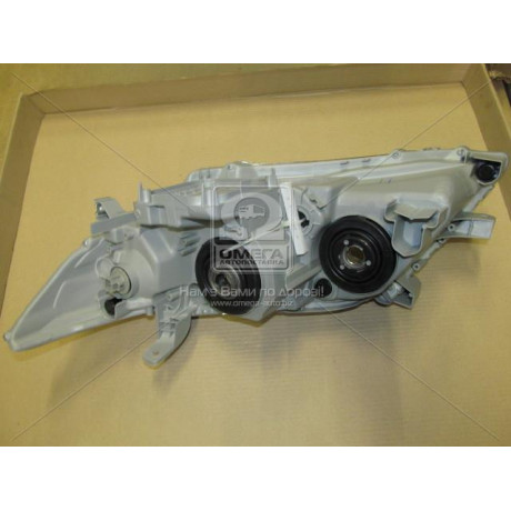 Фара пра. TOYOTA CAMRY 06-11 (пр-во TYC)