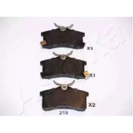 Колодка гальм. TOYOTA AVENSIS (вир-во Ashika)