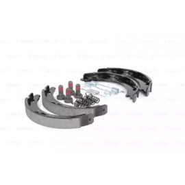 Колодка торм. барабан. стоян. торм MERCEDES E-CLASS (W210) C-CLASS (W202) (пр-во Bosch)  Колодка торм. барабан. стоян. торм MERCEDES E-CLASS (W210) C-CLASS (W202) (пр-во Bosch)