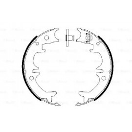 Колодка торм. барабан. TOYOTA AVENSIS 1.6-2.0 97-03,CAMRY 96-01 задн. (пр-во Bosch)