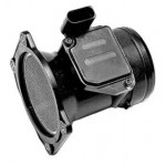 Расходомер воздуха AUDI/SEAT/SKODA/VW (пр-во Magneti Marelli кор.код. AMMQ19663) 